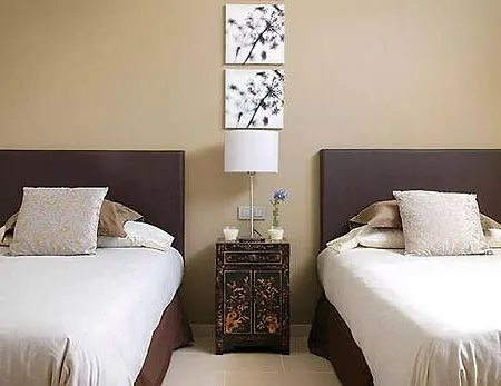 Puerto Del Carmen Sleeps 8 Air Con Wifi