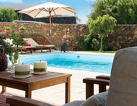 Puerto Del Carmen Sleeps 8 Air Con Wifi Villa Puerto del Carmen (Lanzarote)